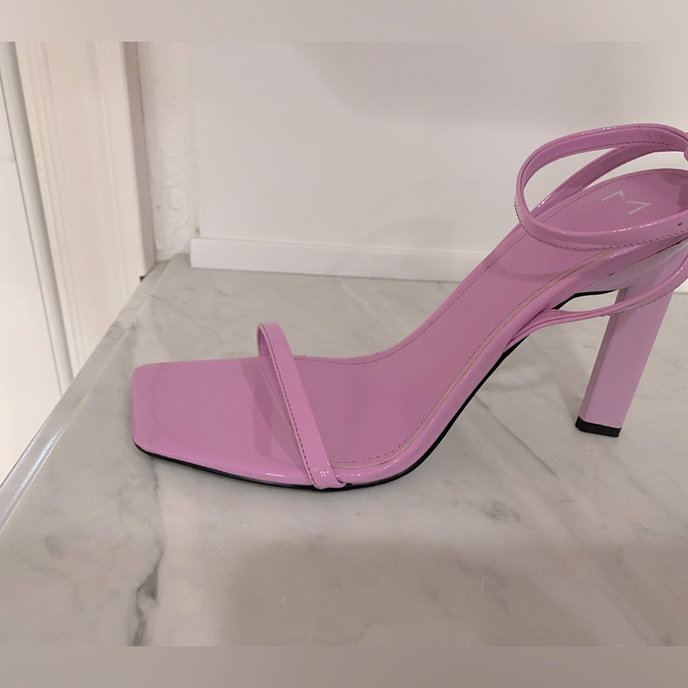 NWOT MARC FISHER LTD Arthur Women’s Patent Leather Ankle Strap Heeled Sandal - Picture 12 of 15